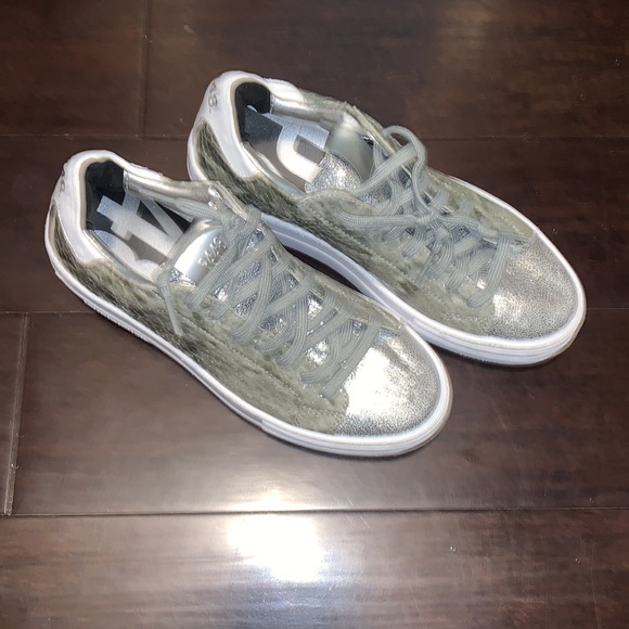P448 Snake Print Platform Sneakers - Picture 3 of 5